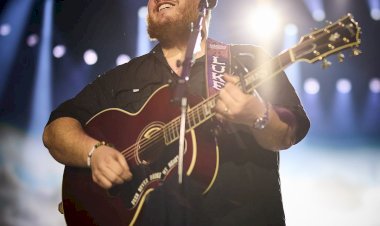 Luke Combs Net Worth (2025): Biography, Albums, Tour, Family & More