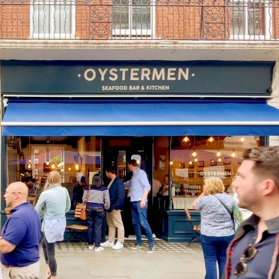 Top 5 Oyster Bars in Manchester: A Guide for Seafood Lovers