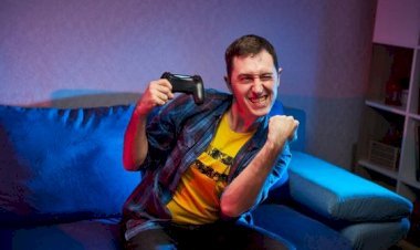 The Science Behind Why People Love Online Gaming