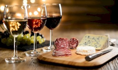 5 Best Wine and Cheese Spots in Manchester – Must-Visit Places