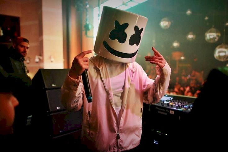 Marshmello Net Worth 2025 – How the Masked DJ Built a $50M Empire