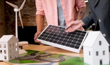 Top 10 Solar Energy Companies in 2025: Reviews, Costs & Global Guide