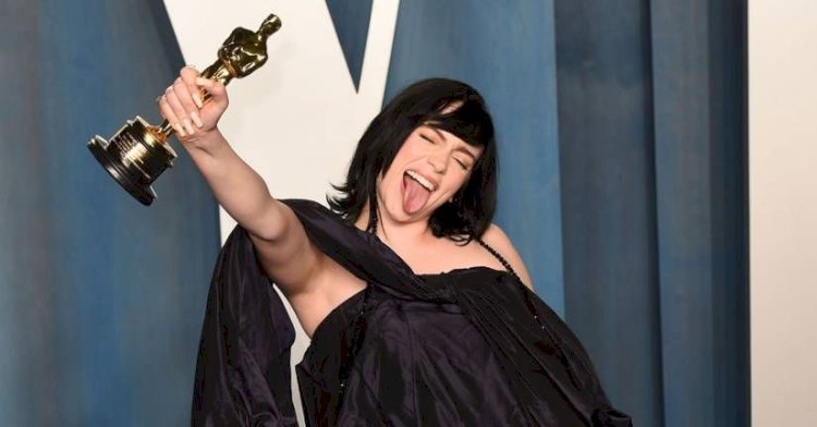 Billie Eilish Net Worth in 2025: Age, Income, Career, Family, Facts & More