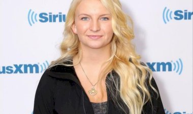 Mandy Hansen Net Worth (2025): Biography, Career, Earnings & Facts