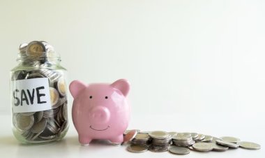 How to Save More Money with Smart Financial Choices (2025 Guide)