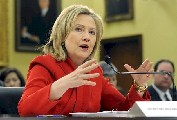Hillary Clinton Biography 2025: Career, Net Worth & Facts