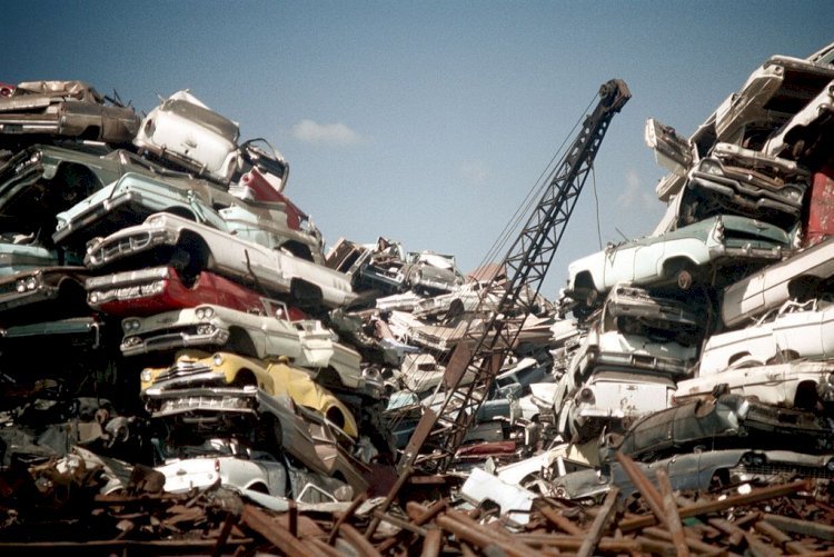 The Environmental Impact of Car Scrapping & Recycling (2025 Guide)