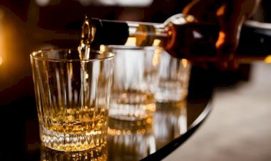 Scotch Whiskies – Discover the Heritage, Craftsmanship and Modern Elegance of Scotland’s Finest Spirit