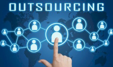 Outsourcing Information Technology Services: A 2025 Growth Guide