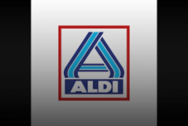 Aldi opening times store hours sign outside supermarket