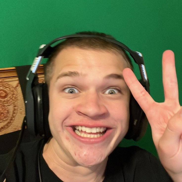 Jynxzi Net Worth 2026: Twitch Star’s Income, Career, and Success Journey